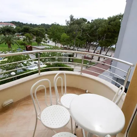 Bondi Apartment *