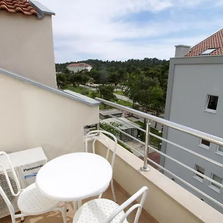 Bondi * Makarska