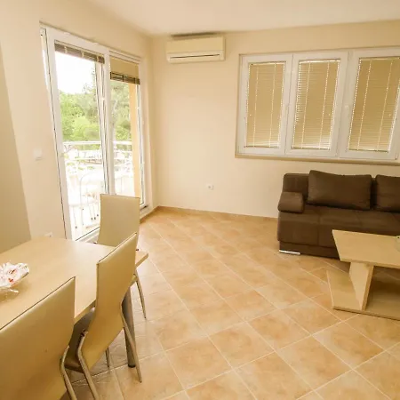 Bondi Apartment *